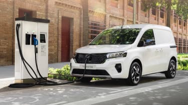 Nissan Townstar EV - rapid charging