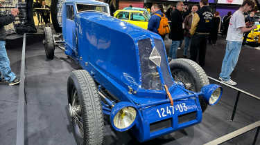 Renault 40CV ‘des Records’ - Rétromobile front angled