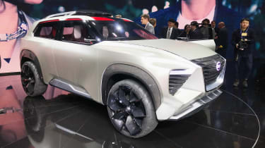 Nissan Xmotion - Detroit front