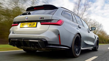 BMW M3 Touring Competition - rear tracking