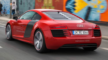 Audi R8 e-tron rear tracking