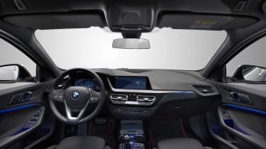 New BMW 1 Series 2019 cabin
