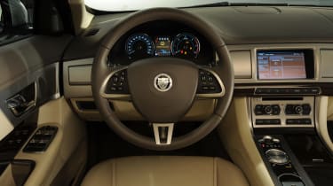 Jaguar XF Sportbrake interior