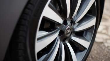 New Range Rover SV Burford Edition - wheel detail