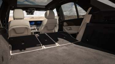 Mercedes GLE - seats down