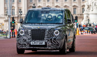 TX London Taxi - front