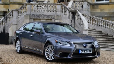 Lexus LS 600h static