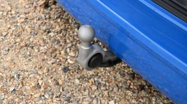 Volkswagen California eHybrid - towing ball