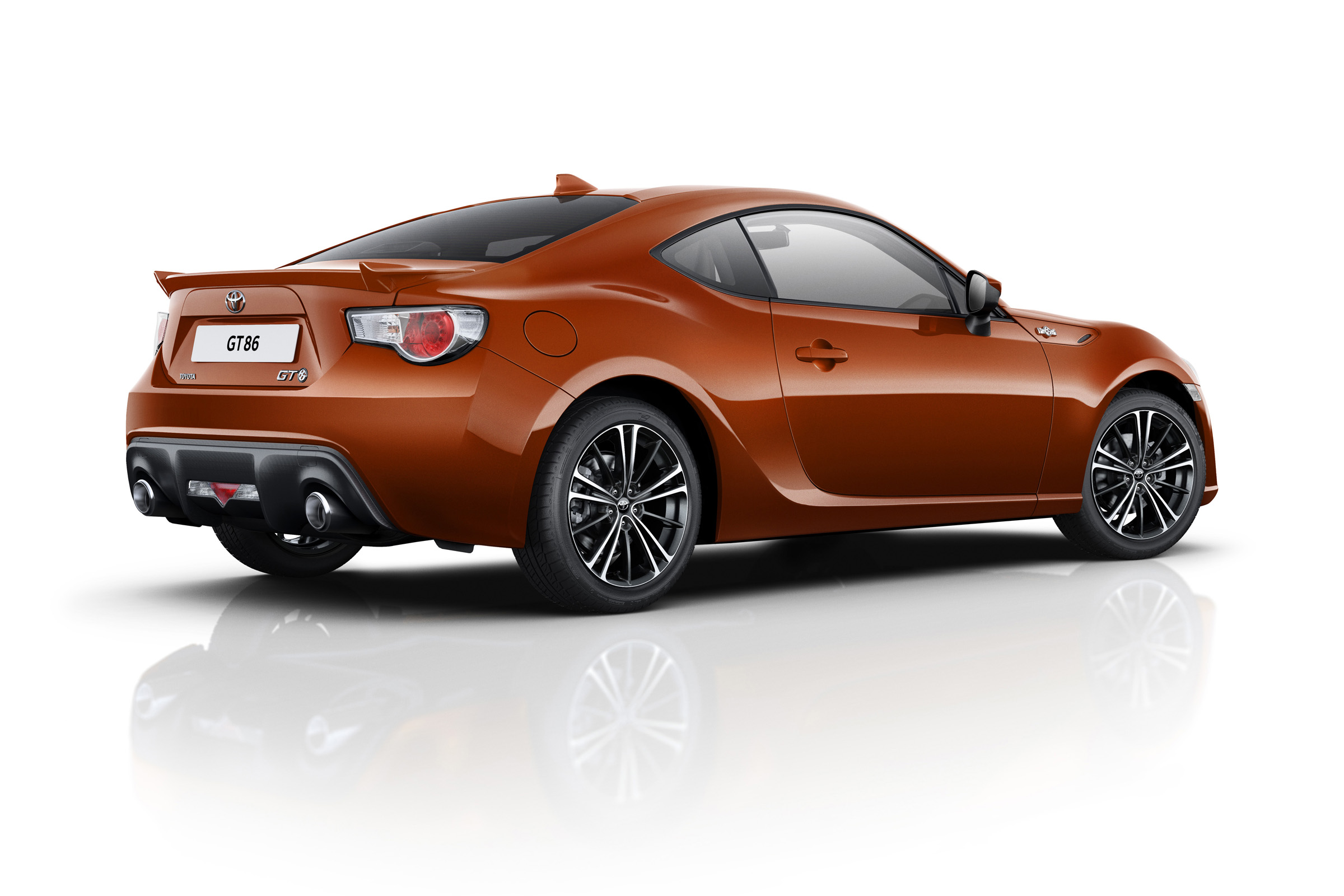 Toyota GT86 gets £2,500 price cut  Auto Express