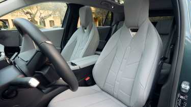 DS No7 - seats