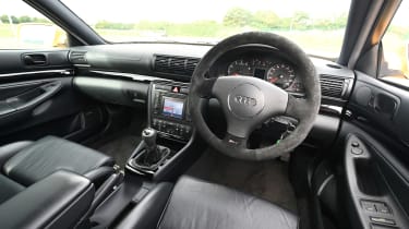 Audi RS 4 (B5) - dash