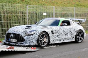 Mercedes AMG GT R Black Series - front 3/4 tracking spy