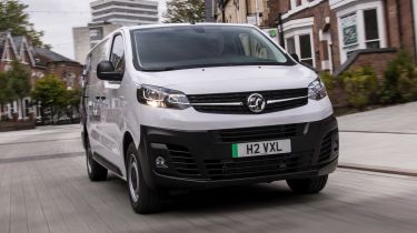 Vauxhall Vivaro Hydrogen - front tracking