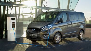 Ford Tourneo Custom PHEV