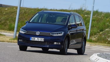 Volkswagen Touran - front cornering (left-hand drive)