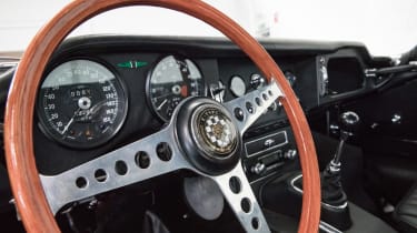 Electrogenic E-Type - interior