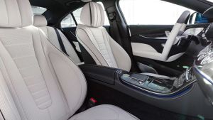 Mercedes CLS - front seats