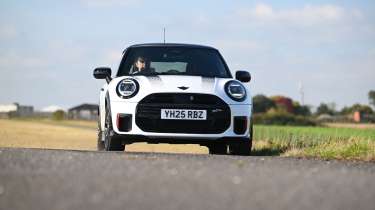 MINI Cooper JCW - front cornering