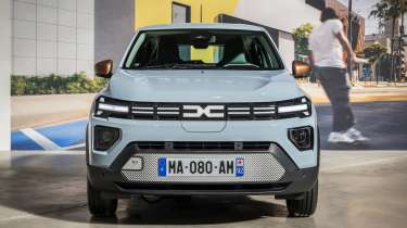 Dacia Spring facelift - full front