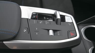 BMW X2 - centre console