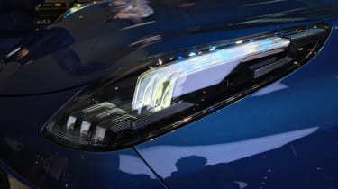 lynk and Co 01 SUV production car Shanghai 2017 light