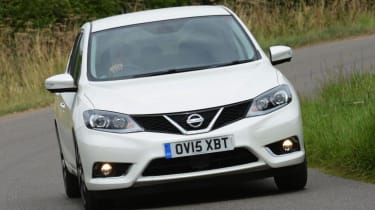 Used Nissan Pulsar - front cornering
