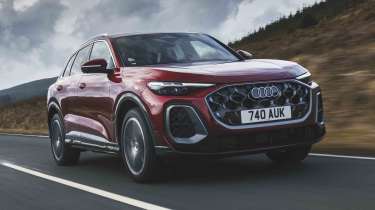 Audi Q5 - front tracking