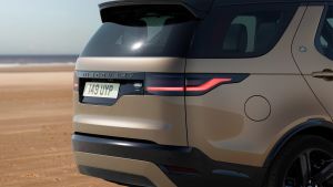 New%20Land%20Rover%20Discovery%20facelift%202020-2.jpg