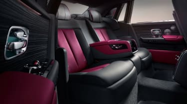 Rolls-Royce Phantom - rear seats 3