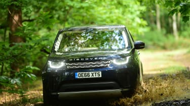 Land Rover Discovery TD6 - off-road