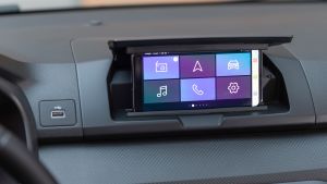 Dacia Sandero 2021 - screen