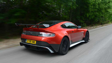 Aston Martin Vantage GT8 - rear