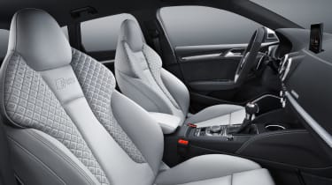 Audi RS3 Sportback 2017 - interior 3