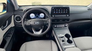 Hyundai%20Kona%20Electric%20facelift%202020-11.jpg