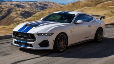 2025 Shelby GT350 - front 3/4 dynamic