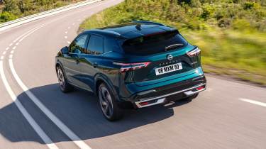 Nissan Qashqai e-Power Tekna+ - rear tracking