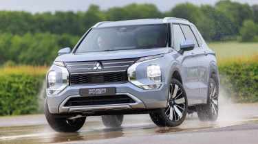 Mitsubishi Outlander PHEV - front cornering