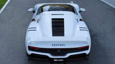 Ferrari SC40 - 