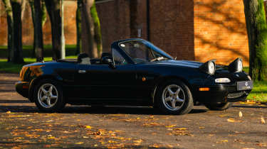 Electrogenic Mazda MX-5 - static front angled