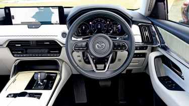 Used Mazda CX-60 - dash