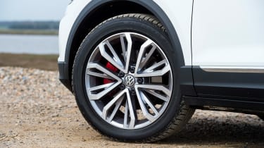 Volkswagen T-Roc - wheel