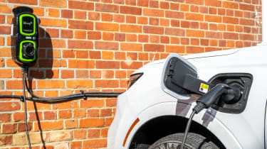 Honda CR-V - wallbox charger plugged into PHEV