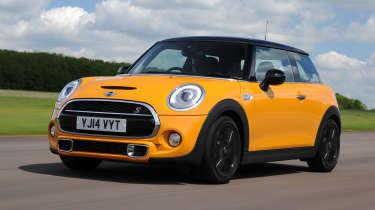 Three-car garage - MINI Cooper S
