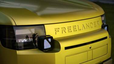 New Freelander 8 - front bumper