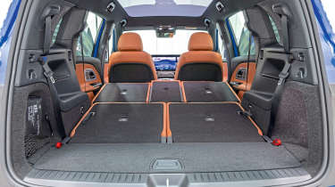 Mercedes GLB - boot seats down