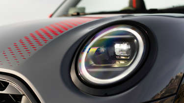 MINI Cooper Convertible - headlight