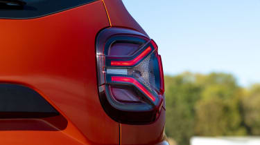 Dacia Duster - tail-lights