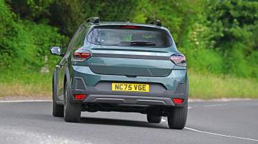 Dacia Sandero Stepway - rear cornering