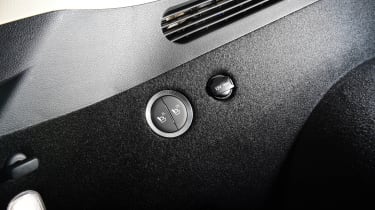 Genesis GV80 - lower rear seat buttons