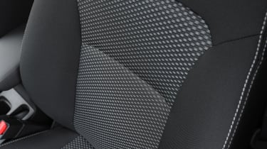 Suzuki Vitara - seat detail